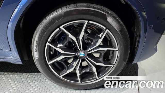 BMW X4 (G02) xDrive20i M Sport 2023 — фото 5