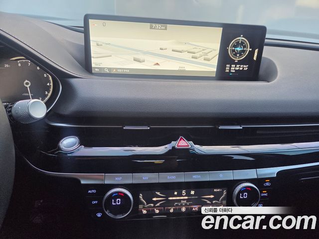 Genesis G80 (RG3) Gasoline 2.5 Turbo AWD 2023 — фото 16