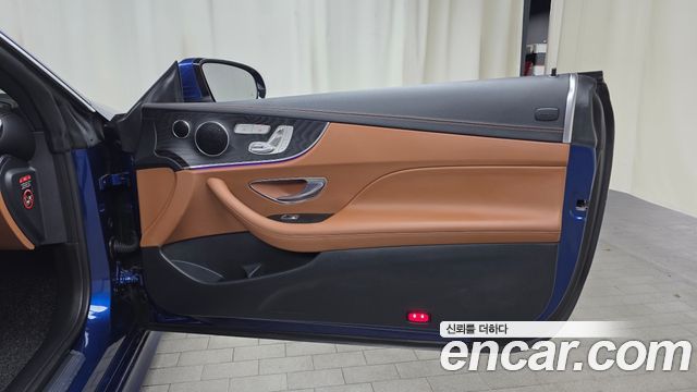 Mercedes-Benz E-Class (W213) E220d Cabriolet 2020 — фото 25
