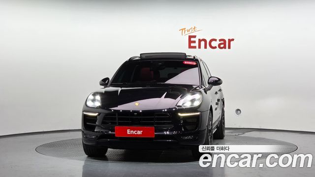 Porsche Macan 3.0 GTS 95B 2018 — фото 3