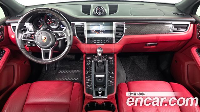Porsche Macan 3.0 GTS 95B 2018 — фото 7