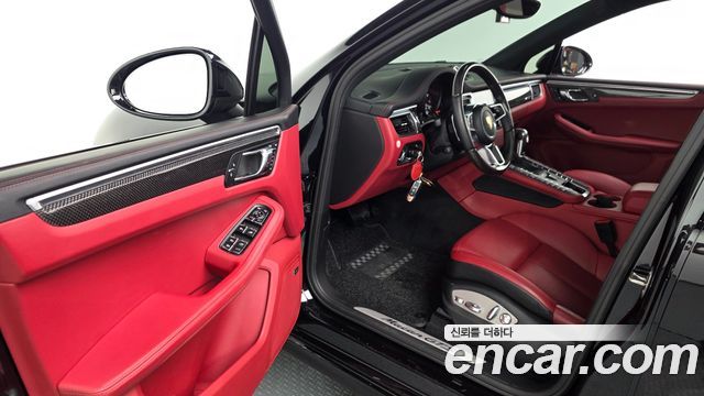 Porsche Macan 3.0 GTS 95B 2018 — фото 10