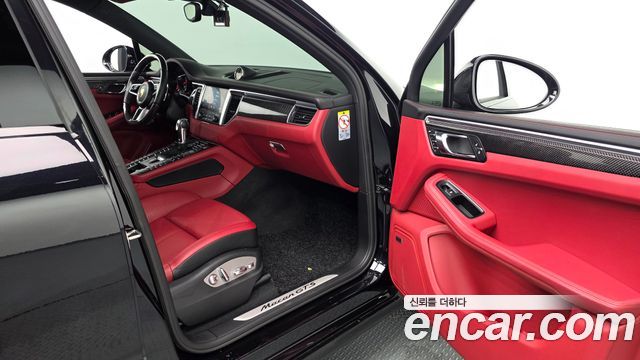 Porsche Macan 3.0 GTS 95B 2018 — фото 32