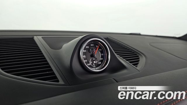 Porsche Macan 3.0 GTS 95B 2018 — фото 35