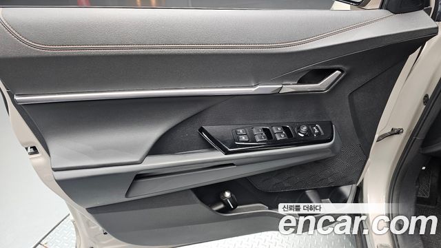 KG Mobility (SsangYong) Torres EVX E7 2024 — фото 24