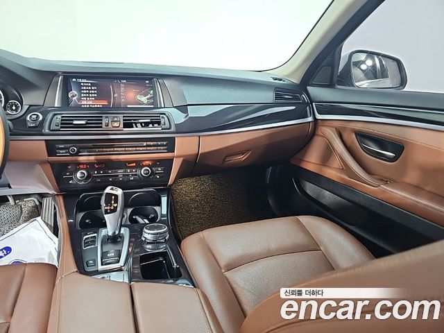 BMW 5 Series (F10) 520d 2015 — фото 10