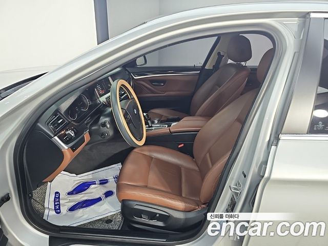 BMW 5 Series (F10) 520d 2015 — фото 15