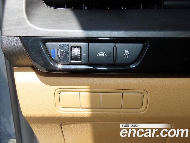 Kia Carnival (IV) Diesel 9-Seater Prestige 2023 — фото 16