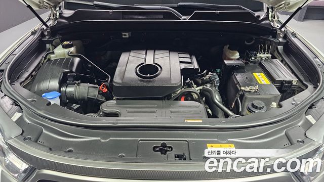 KG Mobility (SsangYong) Rexton Sports Khan Diesel 2.2 2WD Prestige 2021 — фото 6