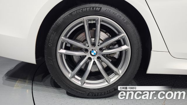 BMW 5 Series (G30) 520d xDrive M Sport Package Plus 2018 — фото 5