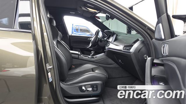 BMW X6M (G06) 4.4 2020 — фото 15