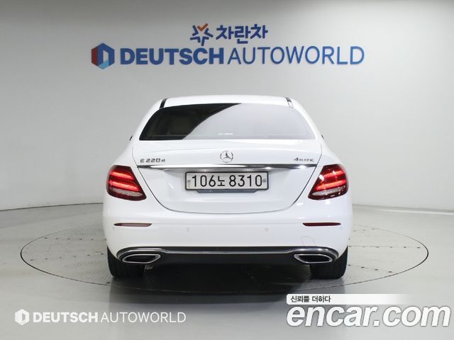 Mercedes-Benz E-Class (W213) E220d 4MATIC Exclusive 2019 — фото 6