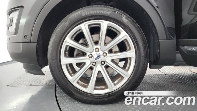 Ford Explorer 2.3 Limited 4WD 5th 2016 — фото 5