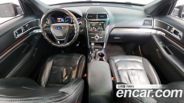Ford Explorer 2.3 Limited 4WD 5th 2016 — фото 7