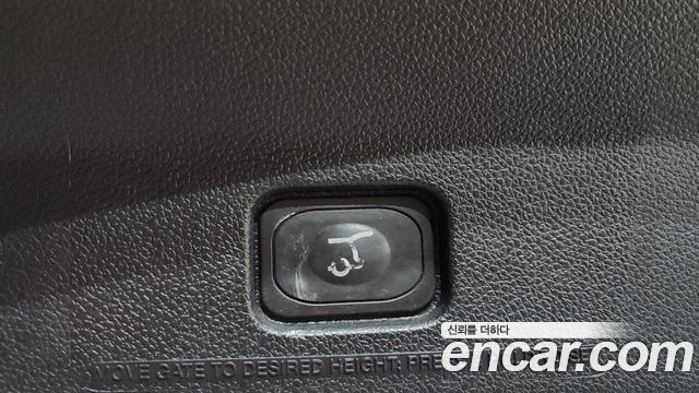 Ford Explorer 2.3 Limited 4WD 5th 2016 — фото 19