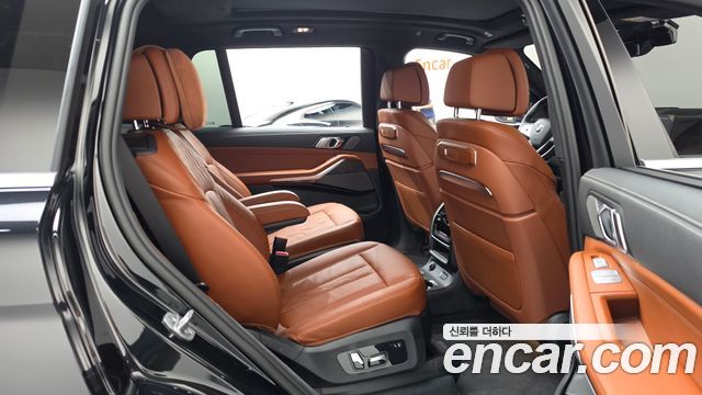 BMW X7 (G07) xDrive 40d Design Pure Excellence 6-Seater 2026 — фото 11