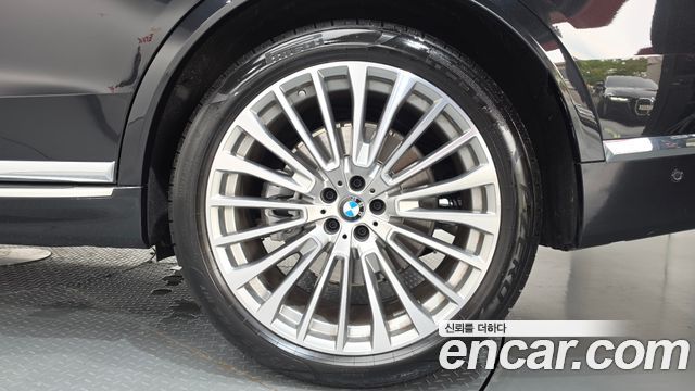 BMW X7 (G07) xDrive 40d Design Pure Excellence 6-Seater 2026 — фото 21