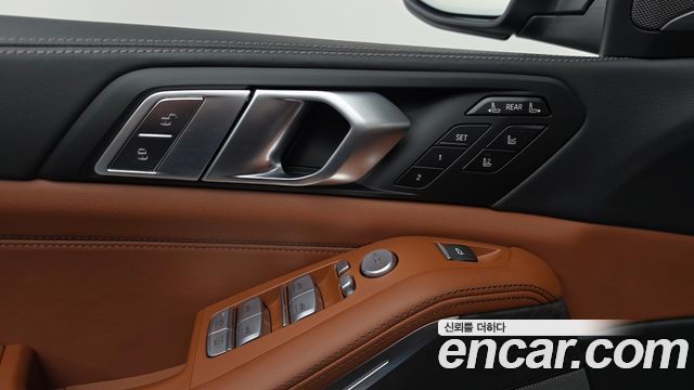 BMW X7 (G07) xDrive 40d Design Pure Excellence 6-Seater 2026 — фото 29