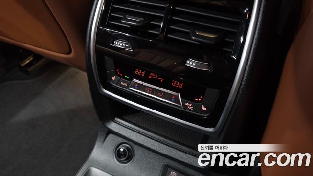 BMW X7 (G07) xDrive 40d Design Pure Excellence 6-Seater 2026 — фото 34