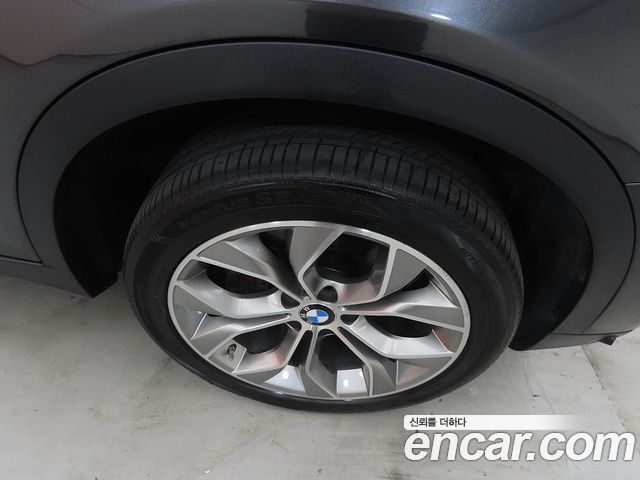 BMW X4 (F26) xDrive20d 2017 — фото 24
