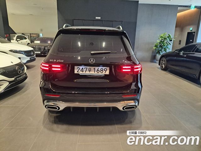 Mercedes-Benz GLB-Class (X247) GLB250 4MATIC 2025 — фото 4