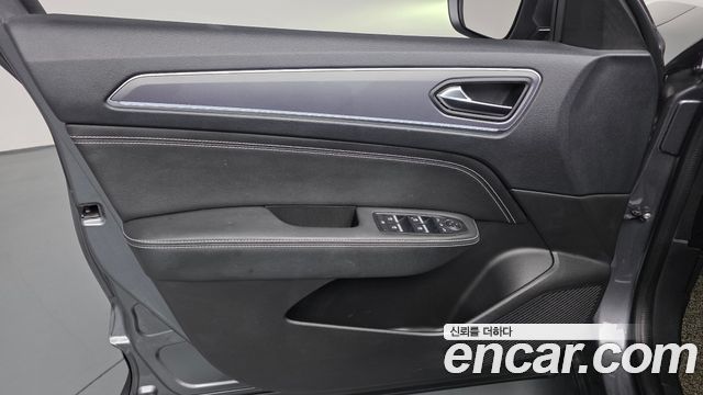 Renault Korea XM3 1.3 TCe RE Signature 2022 — фото 30
