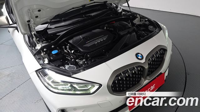 BMW 1 Series (F40) M135i xDrive 2024 — фото 6
