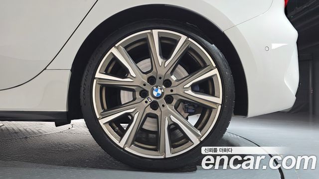 BMW 1 Series (F40) M135i xDrive 2024 — фото 21
