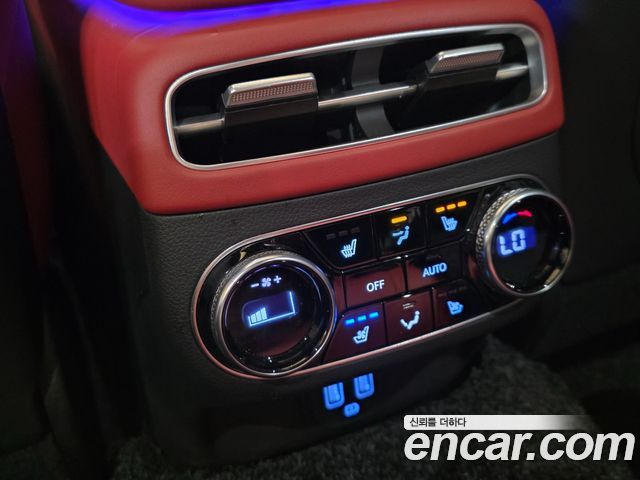 Genesis GV70 2.5T Gasoline AWD 2024 — фото 19