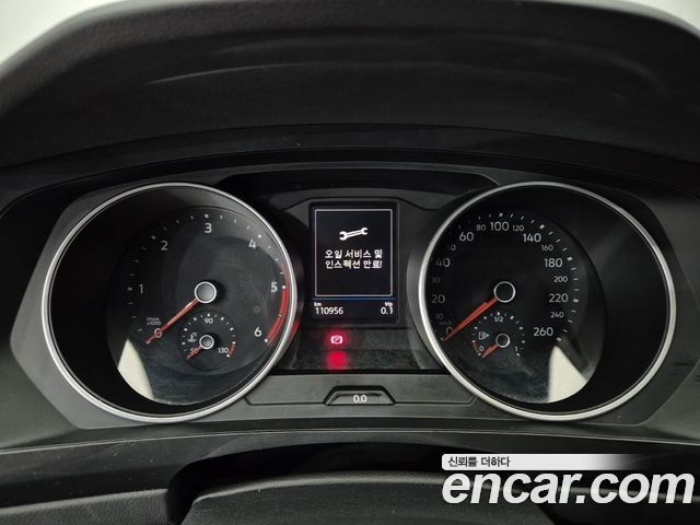 Volkswagen Tiguan (II) 2.0 TDI Premium 2020 — фото 6