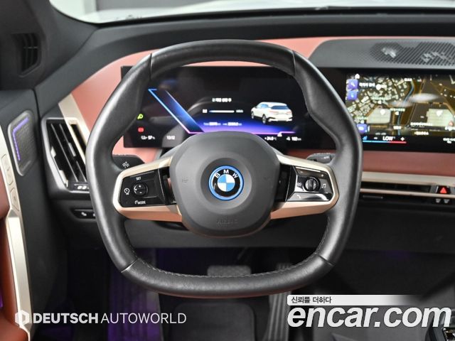 BMW iX xDrive40 First Edition 2022 — фото 17