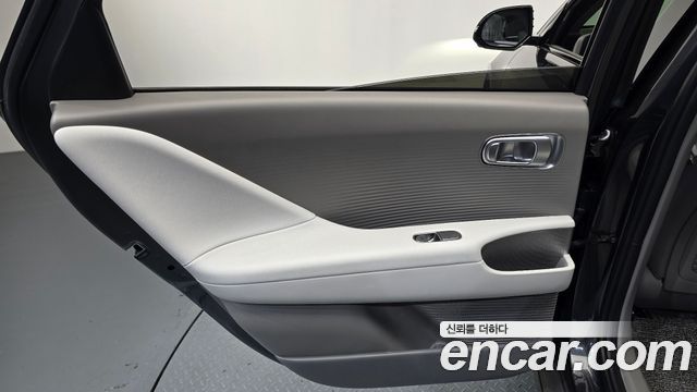Hyundai Ioniq 6 Long Range AWD Exclusive + 2025 — фото 31