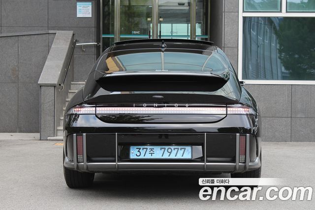 Hyundai Ioniq 6 Long Range AWD Prestige 2023 — фото 4