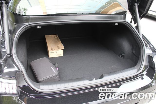 Hyundai Ioniq 6 Long Range AWD Prestige 2023 — фото 21