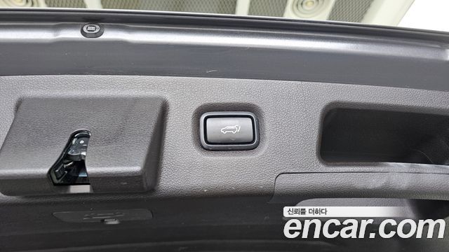 Hyundai Santa Fe (TM) Diesel 2.2 2WD Prestige 2020 — фото 34