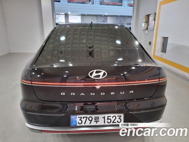Hyundai Grandeur (GN7) 2,5 Gasoline 2WD Exclusive 2023 — фото 3
