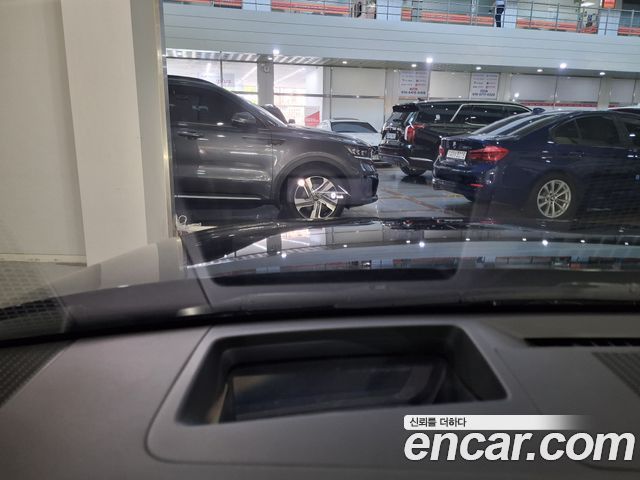 Hyundai Grandeur (GN7) 2,5 Gasoline 2WD Exclusive 2023 — фото 5