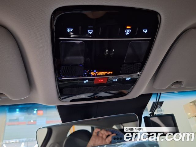 Hyundai Grandeur (GN7) 2,5 Gasoline 2WD Exclusive 2023 — фото 18