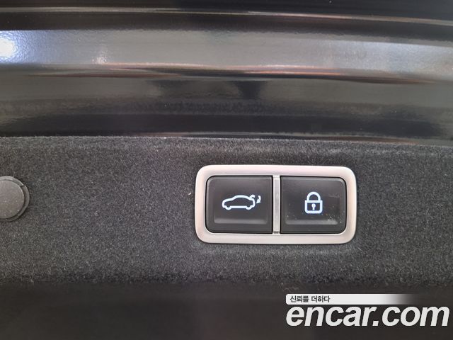 Hyundai Grandeur (GN7) 2,5 Gasoline 2WD Exclusive 2023 — фото 20