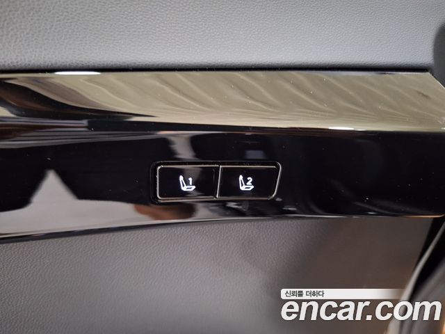 Hyundai Grandeur (GN7) 2,5 Gasoline 2WD Exclusive 2023 — фото 24