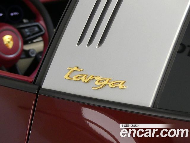 Porsche 911 (992) Targa 4S Heritage Design Edition 2021 — фото 21