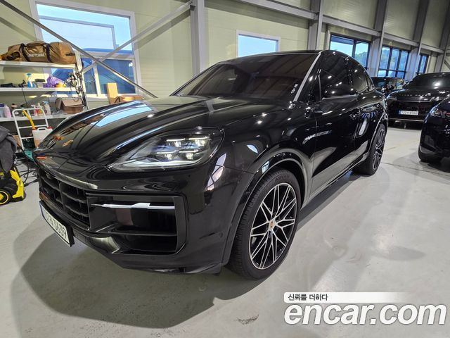 Porsche Cayenne (PO536) 3.0 E-Hybrid Coupe 2025 — фото 1