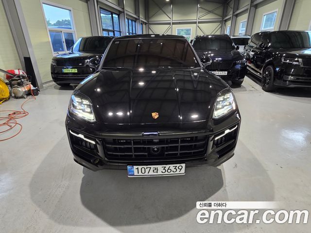 Porsche Cayenne (PO536) 3.0 E-Hybrid Coupe 2025 — фото 3