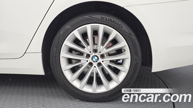BMW 5 Series (G30) 530i Luxury Plus 2018 — фото 27