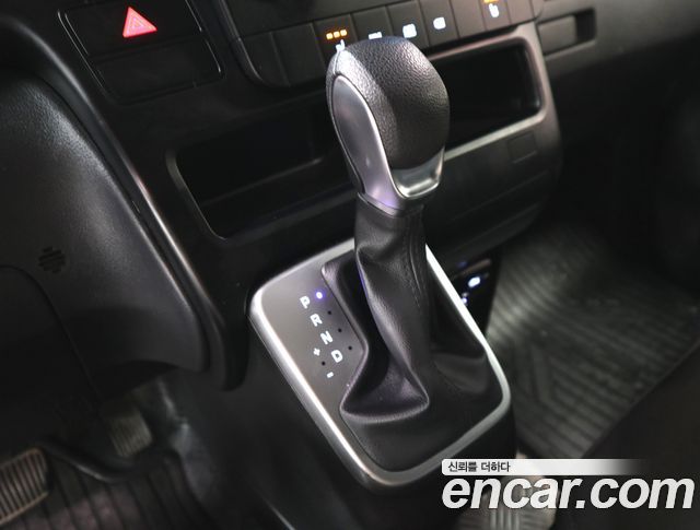 Hyundai Staria Cargo 3-Seater Smart 2022 — фото 17