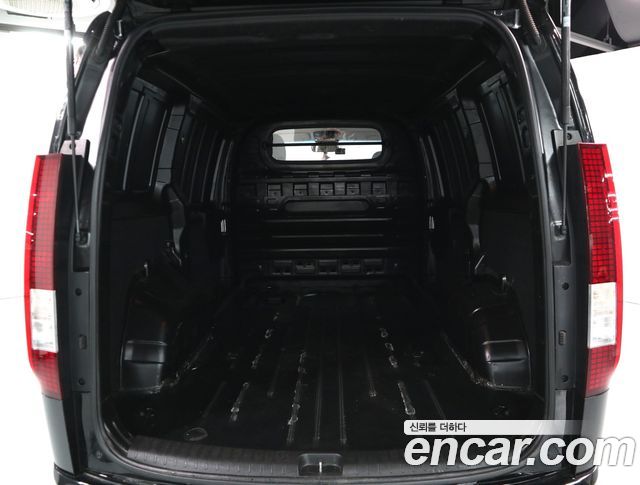 Hyundai Staria Cargo 3-Seater Smart 2022 — фото 22