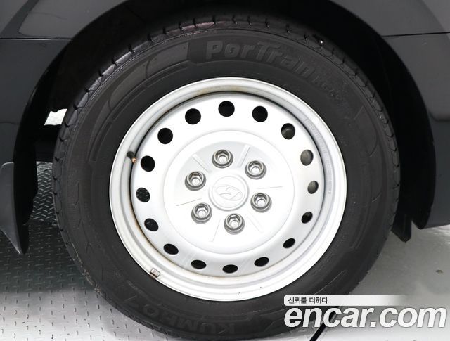 Hyundai Staria Cargo 3-Seater Smart 2022 — фото 23