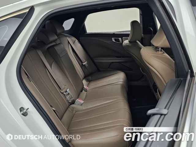 Kia K8 2.5 Gasoline 2WD Noblesse 2022 — фото 18
