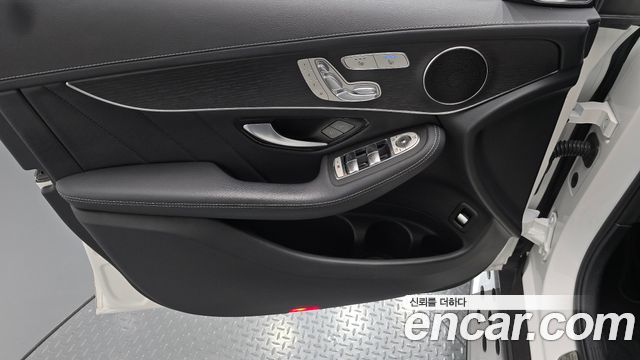 Mercedes-Benz GLC-Class (X253) GCL300 4MATIC Coupe 2023 — фото 24
