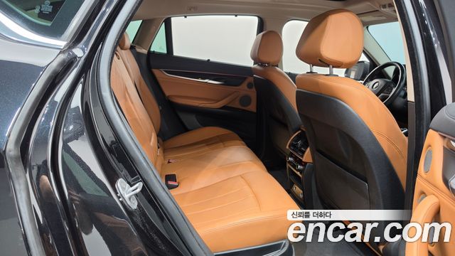 BMW X6 (F16) xDrive 30d 2017 — фото 24